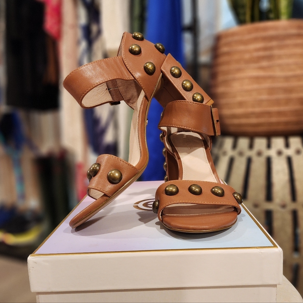 Cecelia Studded Block Sandals NEW - Picture 2 of 6